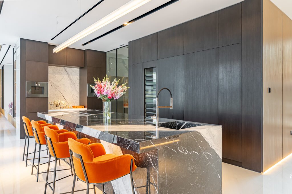 e 98, frond e, the palm jumeirah (2 of 99)