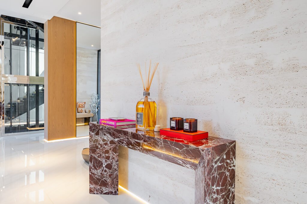 e 98, frond e, the palm jumeirah (29 of 99)