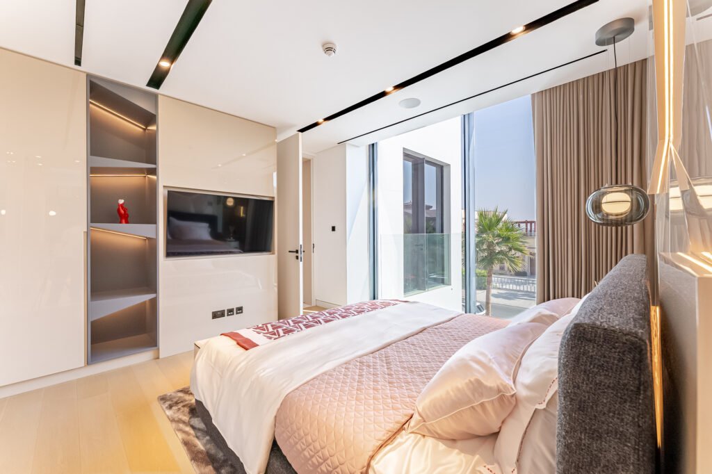 e 98, frond e, the palm jumeirah (75 of 99)