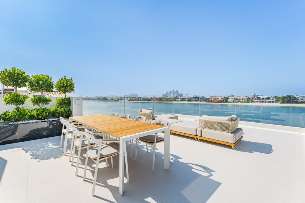 e 98, frond e, the palm jumeirah (89 of 99)